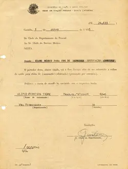 Documento oficial datilografado da Rede de Viação Paraná-Santa Catarina, datado de 1956, referente a um encaminhamento para exame médico de um funcionário. O papel apresenta timbre do Ministério da Viação e Obras Públicas e contém informações administrativas sobre a contratação de Alipio Ferreira Tidre.
