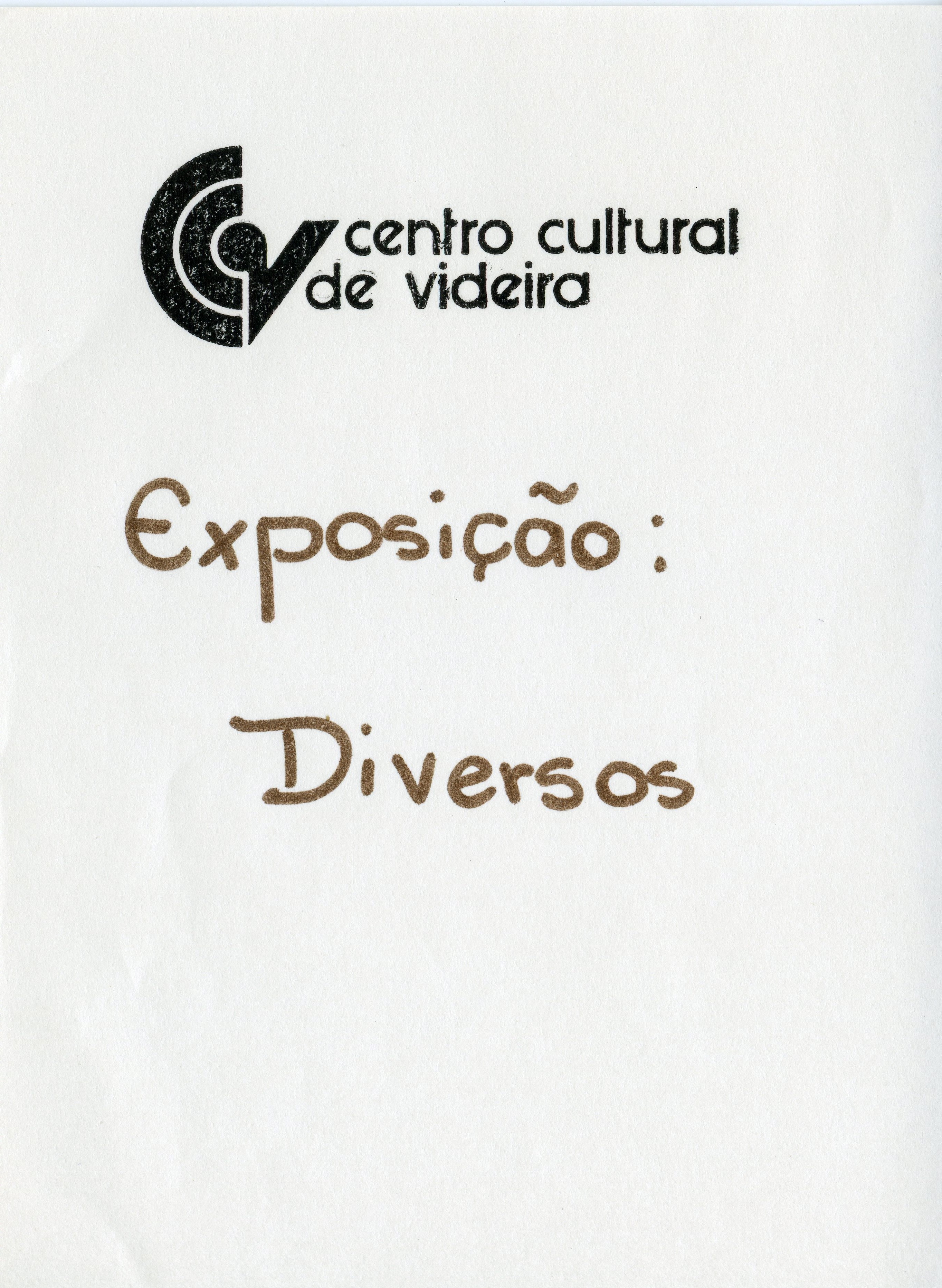 Este documento apresenta o logotipo do Centro Cultural de Videira seguido pelo título de uma exposição intitulada 'Diversos'. O material parece ser um convite ou cartaz informativo de um evento cultural realizado na cidade de Videira, Santa Catarina.